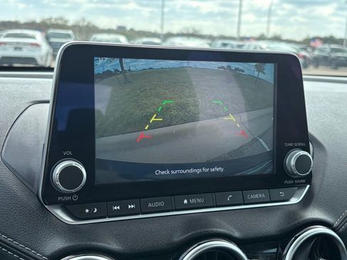 Used 2023 Nissan Sentra SV image 18