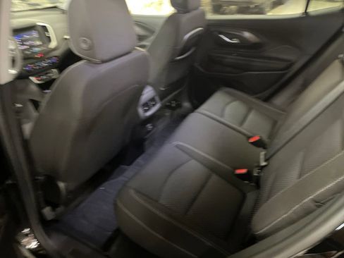 Certified 2024 GMC Terrain SLE w/ Driver Convenience Package image 24