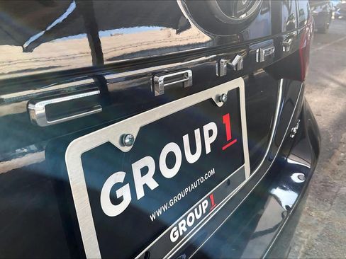 Used 2021 Toyota Camry SE image 20