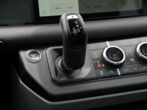 Used 2024 Land Rover Defender 110 S AWD/4WD image 14