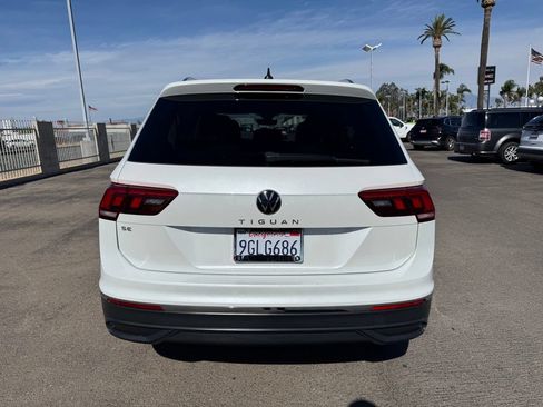 Used 2023 Volkswagen Tiguan SE FWD image 5