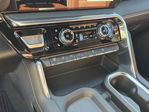 New 2026 GMC Sierra 2500 Denali Ultimate image 33