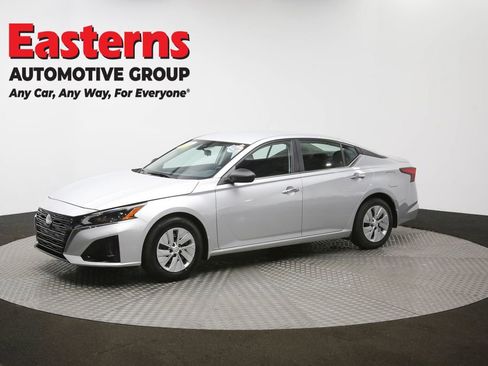 Used 2024 Nissan Altima 2.5 S image 56