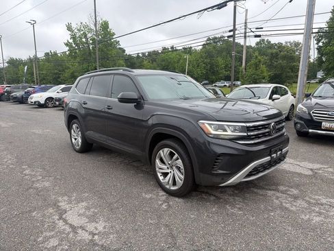 Used 2023 Volkswagen Atlas SE FWD image 3