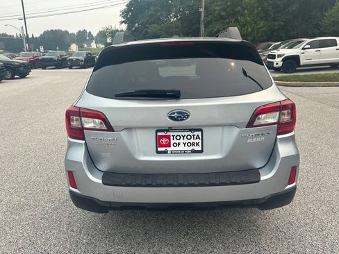 Used 2015 Subaru Outback 2.5i Premium AWD/4WD image 4