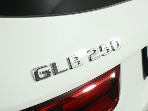 Certified 2026 Mercedes-Benz GLB 250 image 28