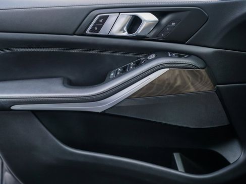 Used 2022 BMW X5 xDrive40i w/ Premium Package image 35