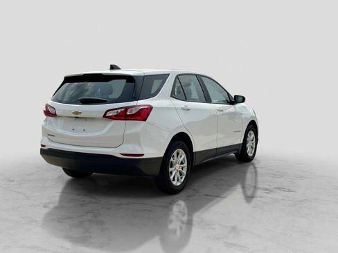 Used 2020 Chevrolet Equinox LS FWD image 6