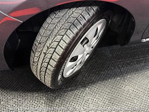 Used 2014 Toyota Prius C Three image 32