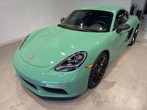Used 2025 Porsche 718 Cayman S image 9