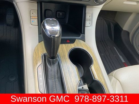Certified 2019 GMC Acadia Denali w/ Technology Package AWD/4WD image 17