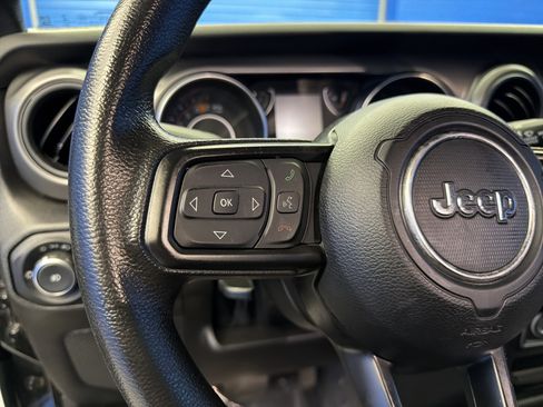 Used 2023 Jeep Wrangler Sport image 14