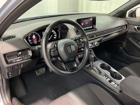 Used 2023 Honda Civic Sport image 17