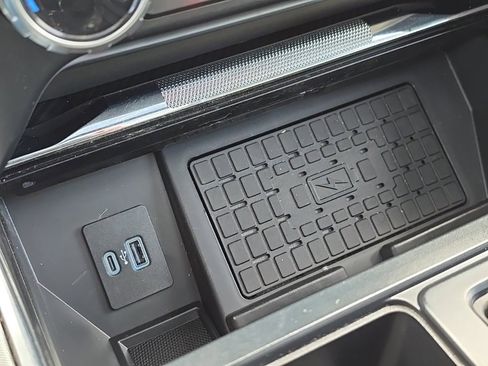 Used 2023 Ford F150 Limited image 49