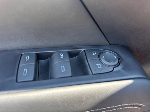 New 2027 GMC Terrain Elevation w/ Elevation Premium Package AWD/4WD image 17