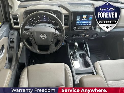 Used 2022 Nissan Frontier SV AWD/4WD image 15