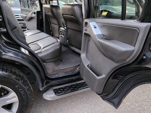 Used 2011 Nissan Pathfinder Silver image 41