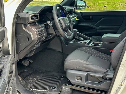 New 2026 Toyota Tacoma SR5 image 10