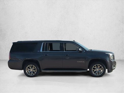 Used 2015 GMC Yukon XL SLT w/ Open Road Package image 4
