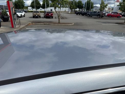 Used 2019 Honda CR-V LX image 16