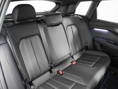 Certified 2024 Audi Q4 e-tron Prestige image 11