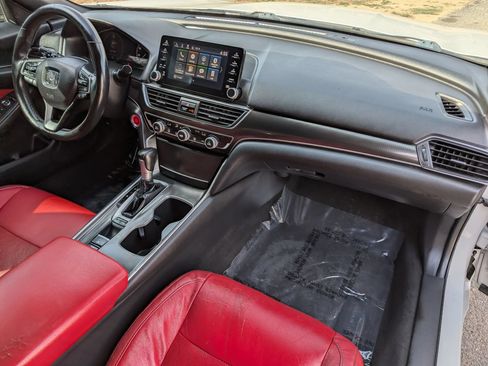 Used 2018 Honda Accord Sport image 37