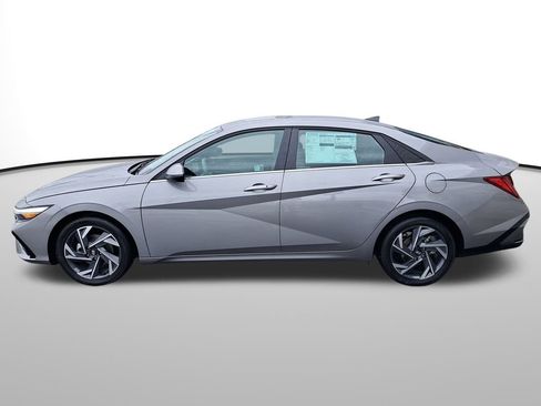 New 2025 Hyundai Elantra SEL w/ Cargo Package image 9