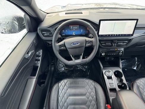 Certified 2023 Ford Escape ST-Line Elite w/ Premium Technology Package image 5