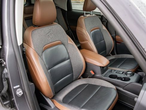 Used 2023 Ford Bronco Sport Outer Banks w/ Tech Package image 38