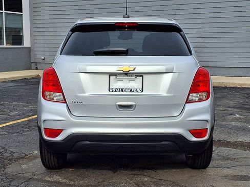 Used 2017 Chevrolet Trax LS w/ Fleet Convenience Package image 18