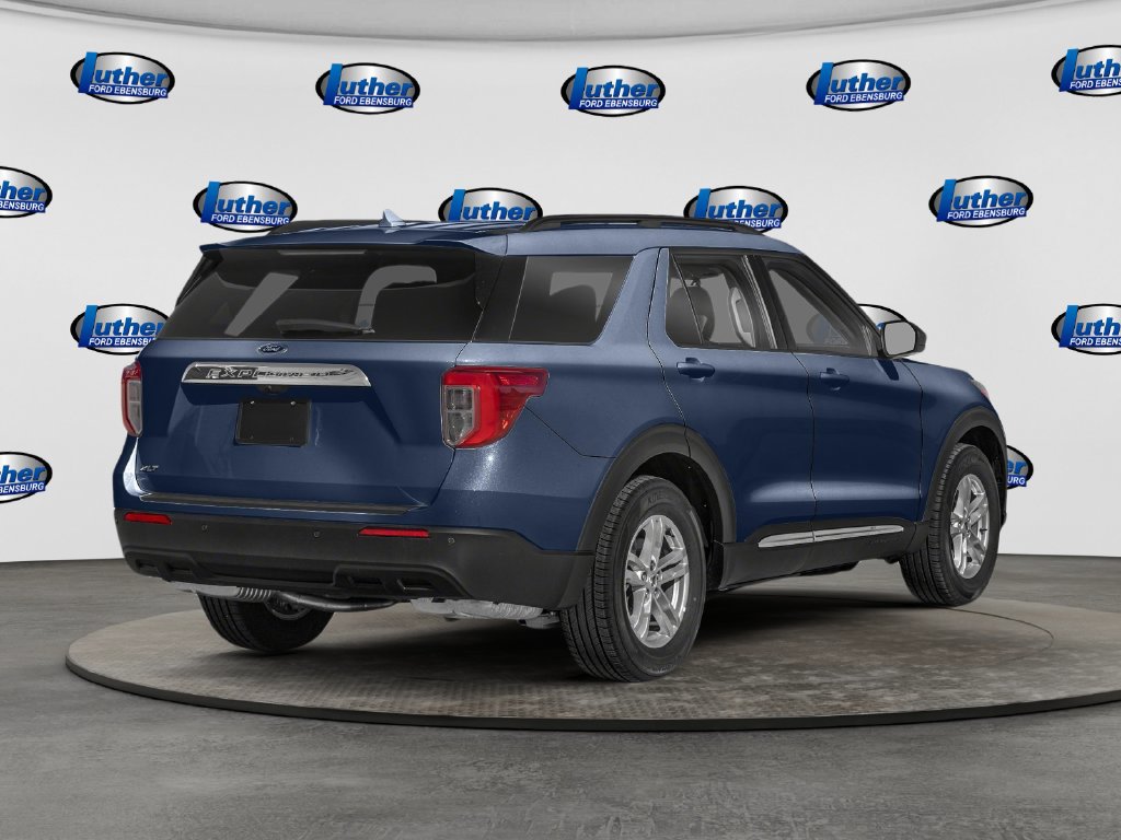 Used 2023 Ford Explorer XLT w/ Equipment Group 202A AWD/4WD image 2