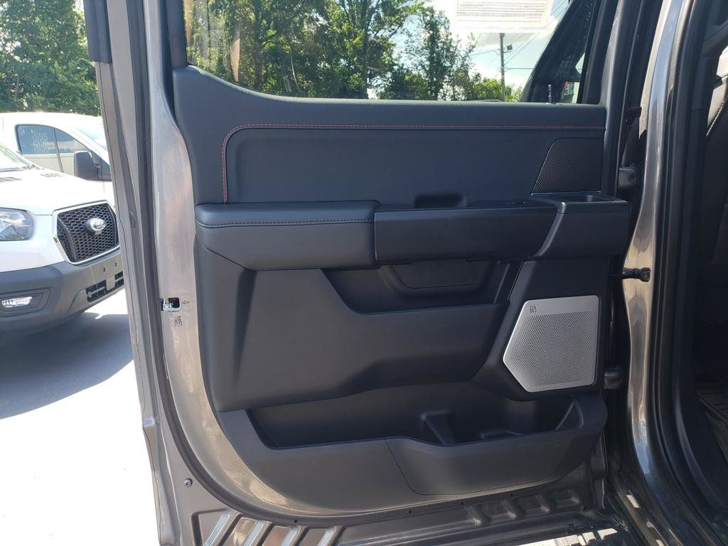 Used 2025 Ford F150 Raptor AWD/4WD image 14