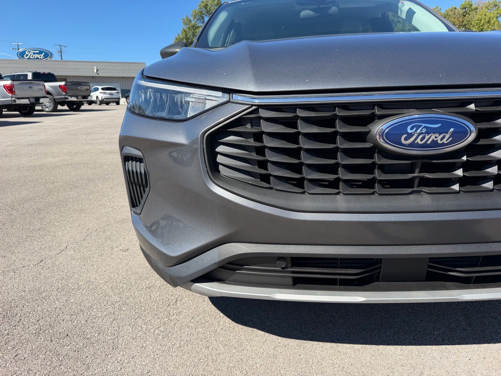 Used 2023 Ford Escape Active w/ Tech Pack #1 FWD image 4