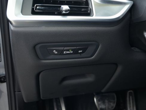 Used 2024 BMW X6 xDrive40i w/ Premium Package image 24