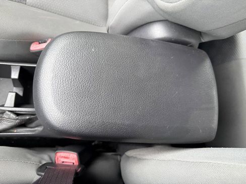 Used 2009 Toyota Matrix S AWD/4WD image 31