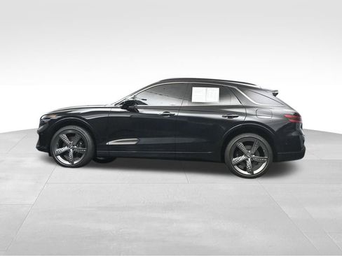 Used 2025 Genesis GV70 3.5T Sport w/ Sport Prestige Package AWD/4WD image 27