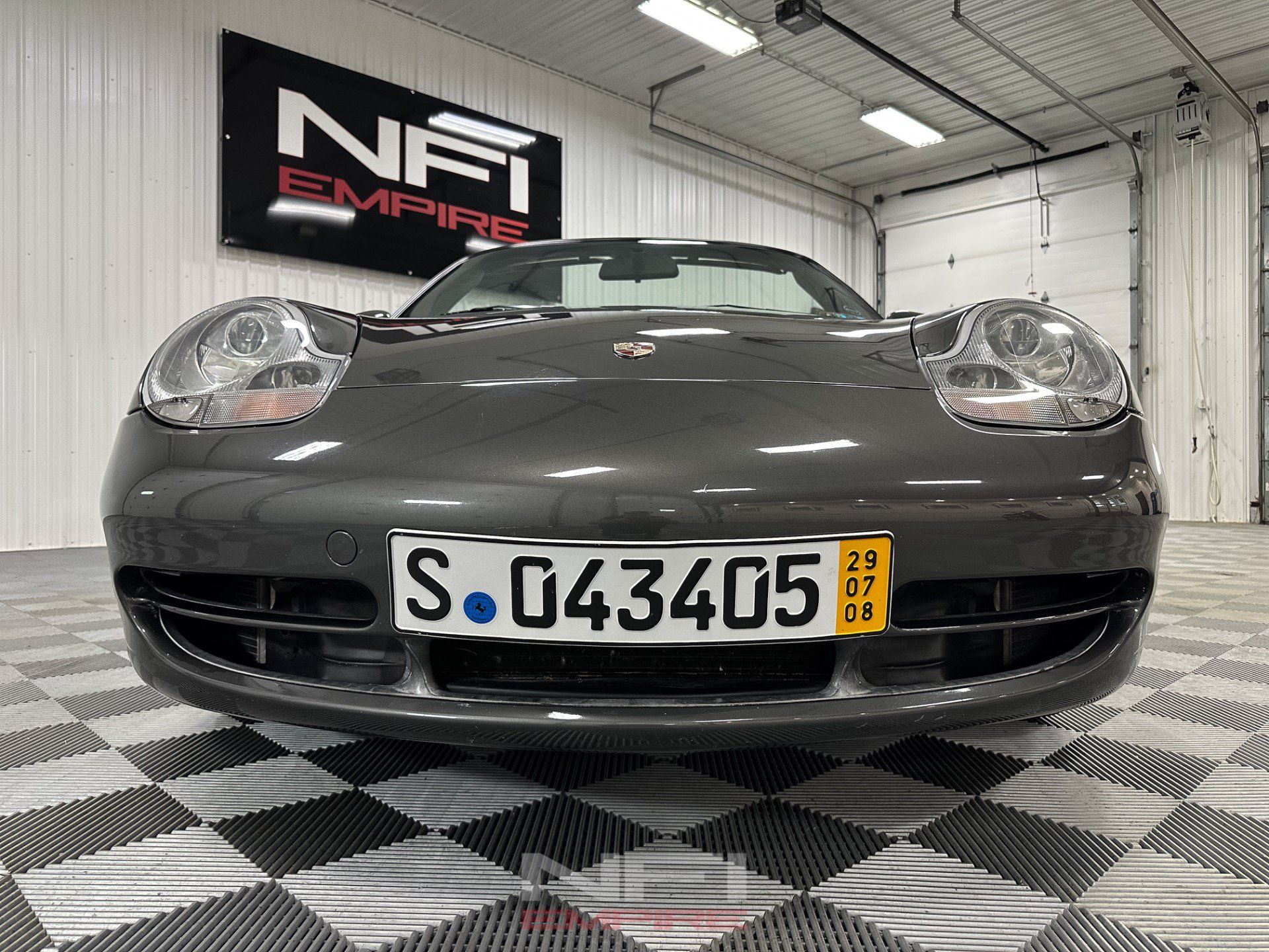 Used 2000 Porsche 911 Cabriolet image 23