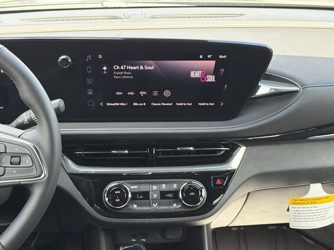 New 2026 Buick Envista Sport Touring w/ Convenience I Package FWD image 4