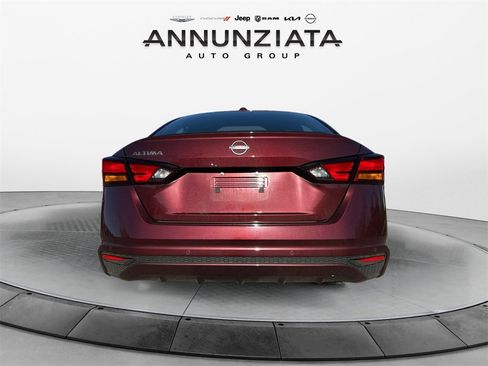 Certified 2025 Nissan Altima 2.5 SV image 4