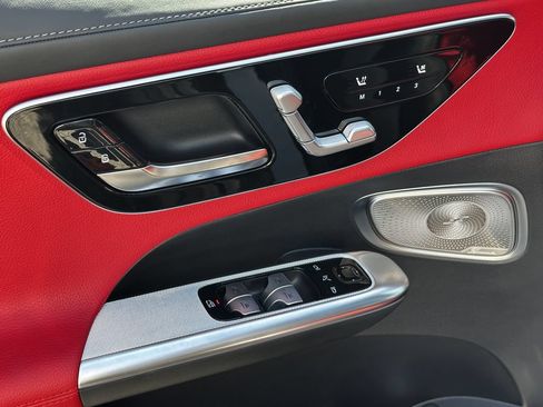 New 2026 Mercedes-Benz GLC 300 4MATIC image 12