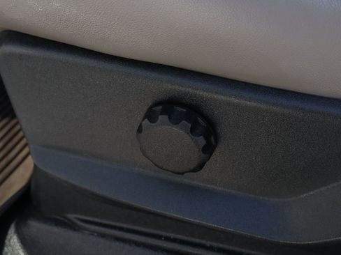 Used 2020 Ford F250 XL w/ Power Equipment Group image 20