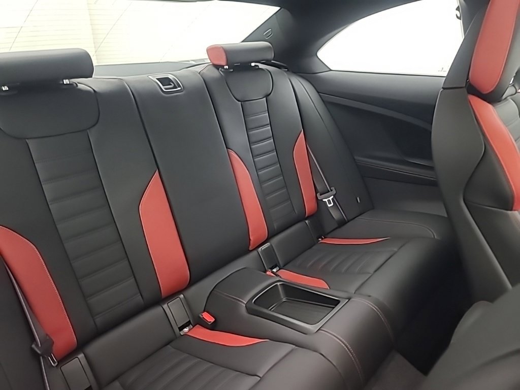 Used 2026 BMW M2 w/ Lighting Package RWD image 16