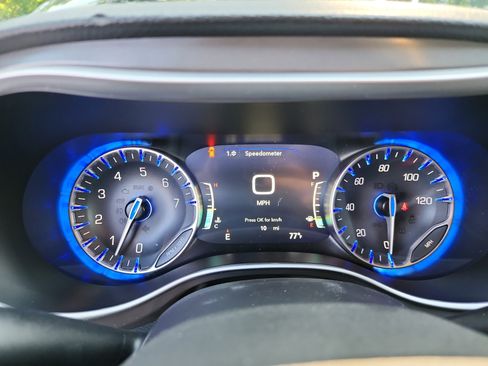 New 2026 Chrysler Pacifica Select image 8