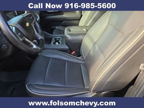 Used 2023 Chevrolet Suburban Premier w/ Advanced Technology Package AWD/4WD image 22