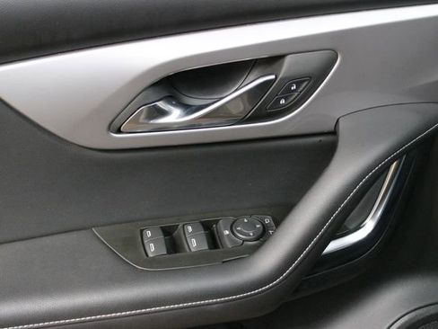 Used 2025 Chevrolet Blazer LT FWD image 14