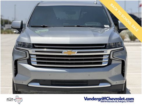 Certified 2024 Chevrolet Suburban High Country w/ Advanced Technology Package AWD/4WD image 7