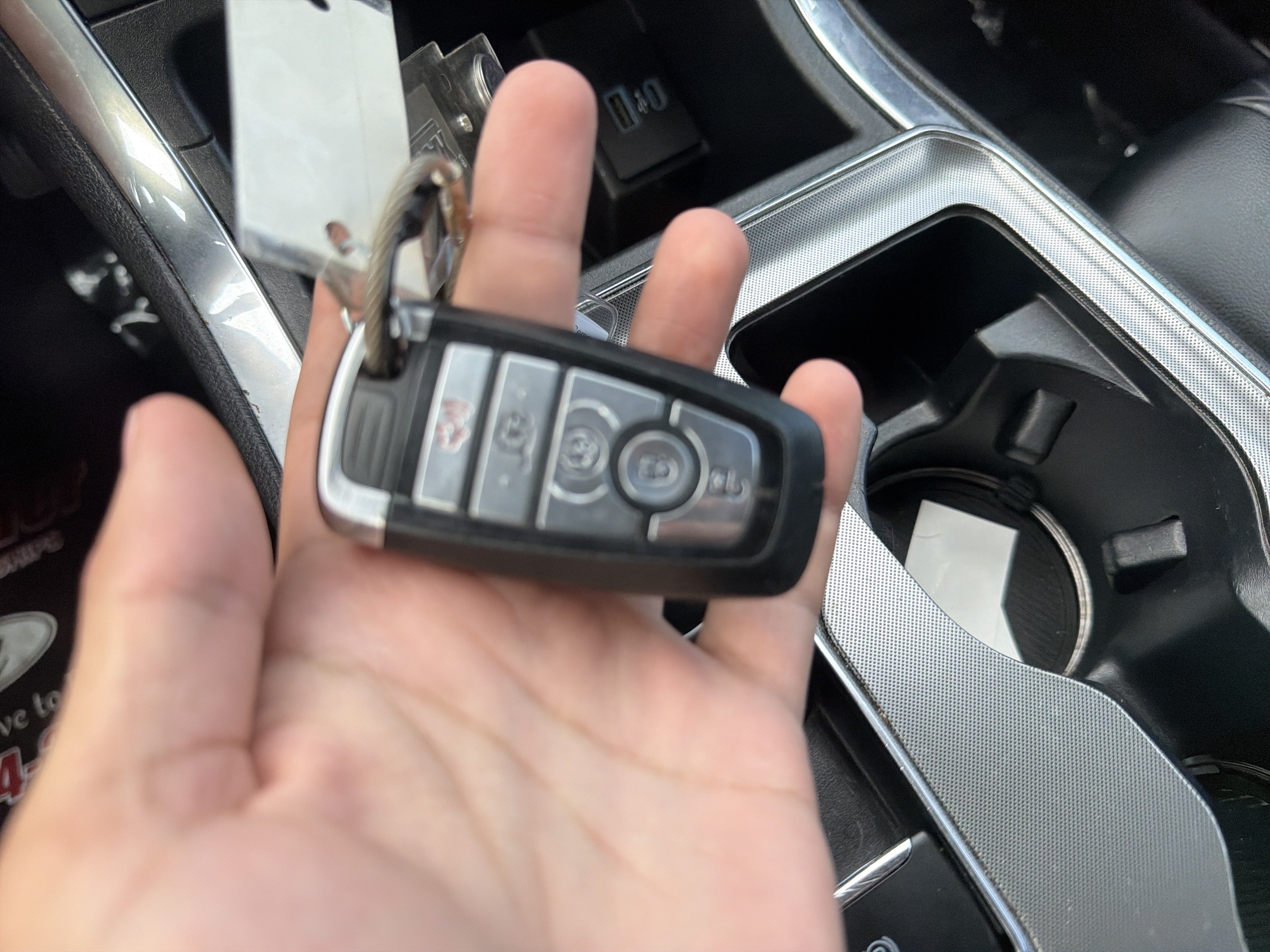Used 2024 Ford Edge Titanium AWD/4WD image 31