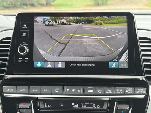 Used 2026 Honda Odyssey EX-L image 8