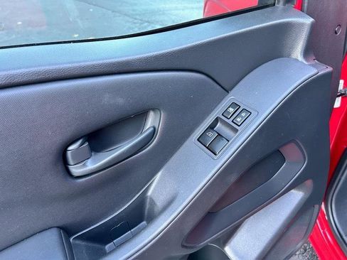 Used 2022 Nissan Frontier S w/ Technology Package RWD image 17