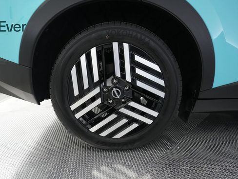 Used 2026 Nissan Leaf SV+ FWD image 21